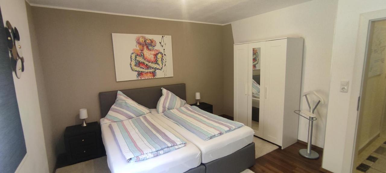 Ferienwohnung Jobst - Ruhig Mit Blick Ins Gruene Nittenau Buitenkant foto