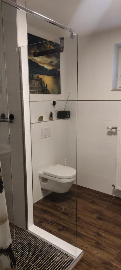 Ferienwohnung Jobst - Ruhig Mit Blick Ins Gruene Nittenau Buitenkant foto